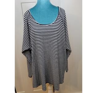 Torrid Shirt Womens Size 5 Long Sleeve Stiped Top Simple Casual Comfortable Top